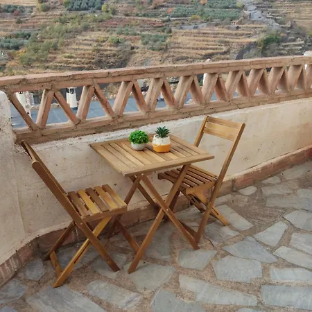 La Castana Y La Uva Apartment